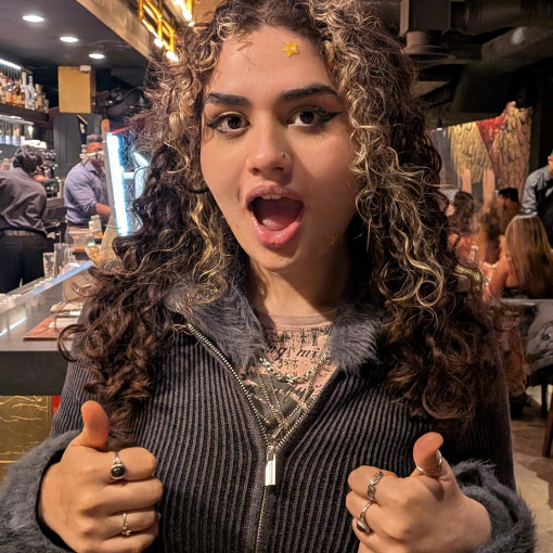 Photo of Aliza Mumtaz