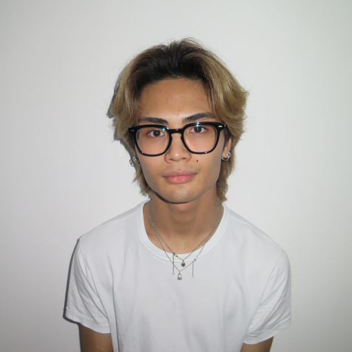 Photo of Arhvee Cruz