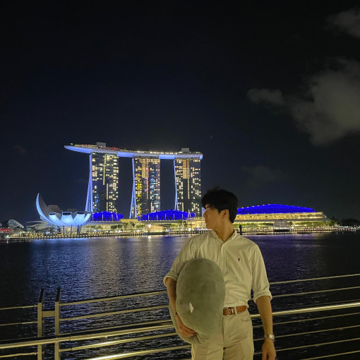 Photo of Alexander Kang