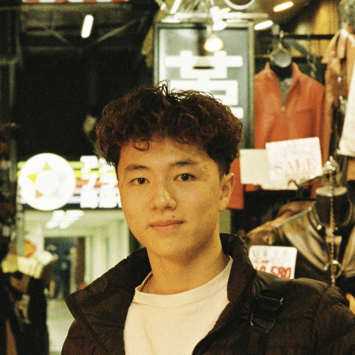 Photo of Cyrus Chen