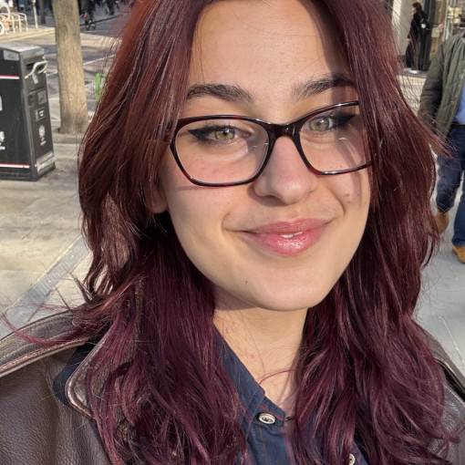 Photo of Deniz Beydagi