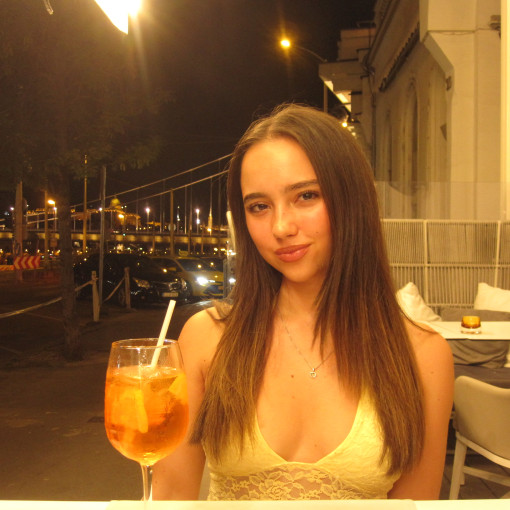 Photo of Erika Abalhanova