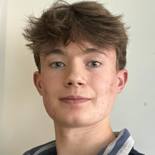 Photo of Ethan Hewitt