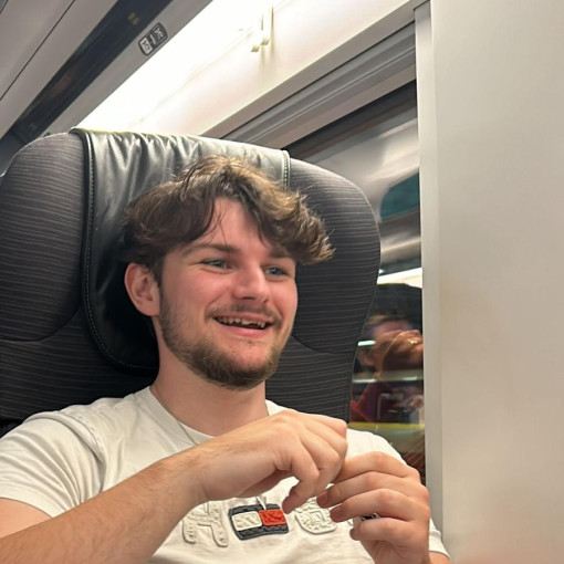 Photo of Ewan Roberts