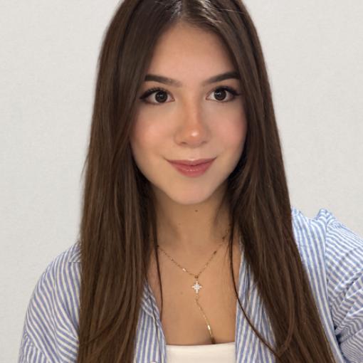 Photo of Ela Sismanyazici