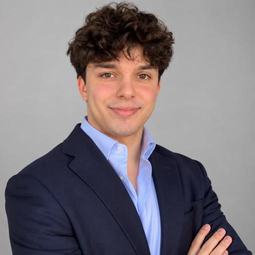Photo of Guillermo Adams