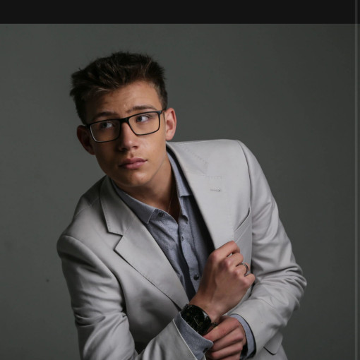 Photo of Hansel Bloomfield