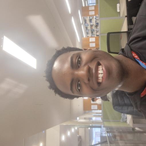 Photo of Leroy Akeru