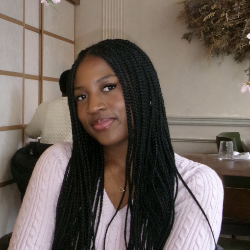 Photo of Naomi Abiola-Peller