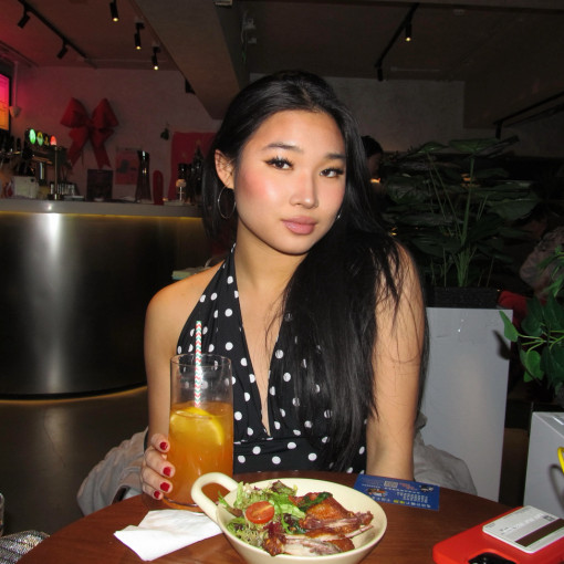 Photo of Queena Zeng