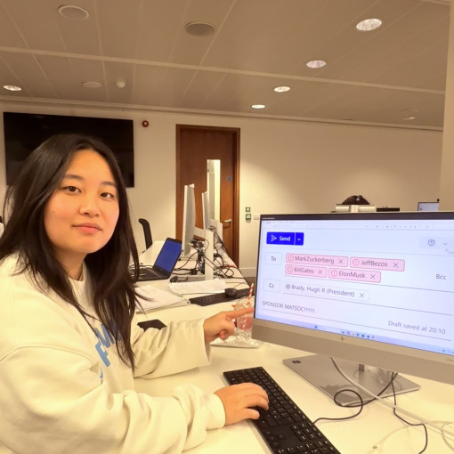 Photo of Sherry Chen