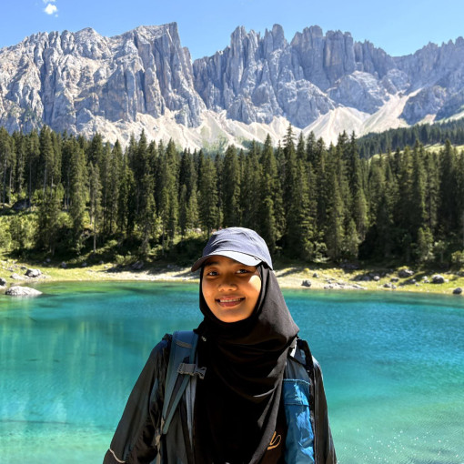 Photo of Wardina Binti Roslan