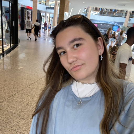 Photo of Yasmin Gunes