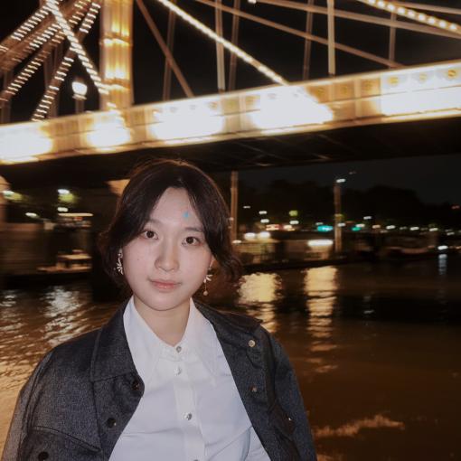 Photo of Yunshu Lu